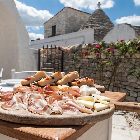 Trulli Holiday Deluxe&Wellness Alberobello Exterior foto
