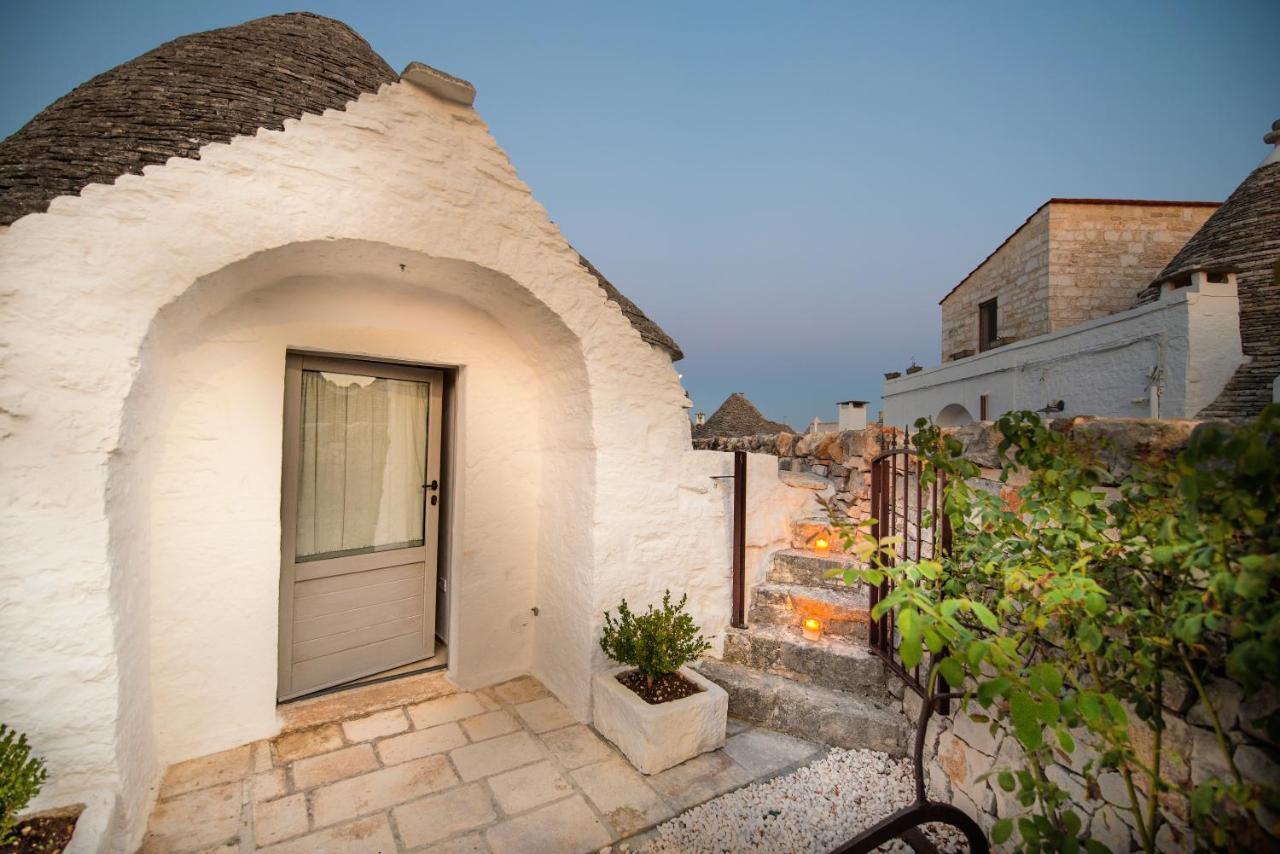 Trulli Holiday Deluxe&Wellness Alberobello Exterior foto
