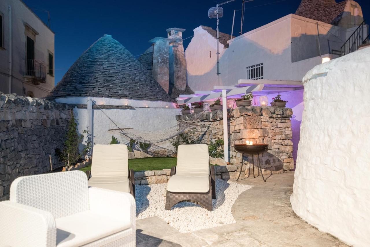 Trulli Holiday Deluxe&Wellness Alberobello Exterior foto